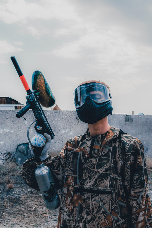 Gdańsk: Outdoor Paintball with Transfers (200 Bullets) - Gear up like a pro: mask, uniform, and your 200-bullet loadout