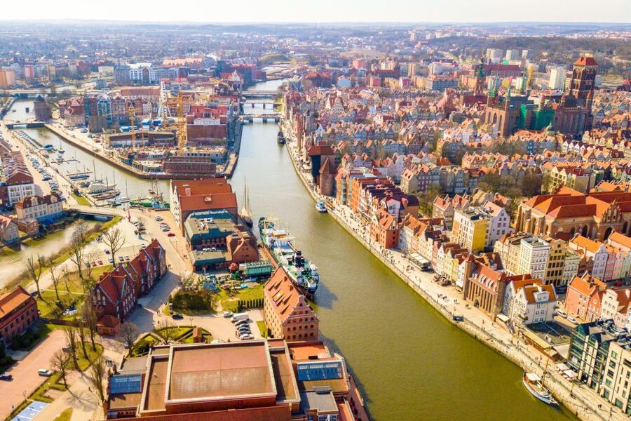 Gdansk: Private Old Town Tour - Meeting at the Millennium Tree and starting the Royal Way