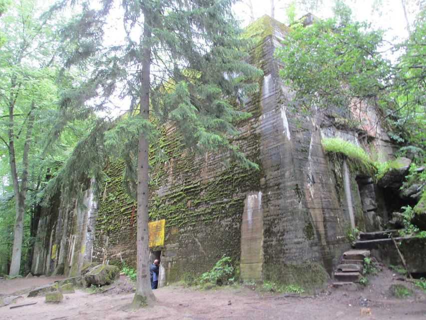 Gdansk: Private Wolf's Lair Tour - The Wolf’s Lair Layout: 80 Buildings, 50 Bunkers, and a Built-By-Design Feel