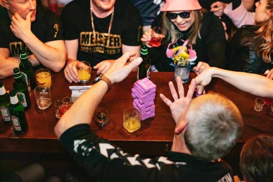 Gdansk: Pub Crawl with Free Drinks - Style notes: what to wear and what to bring