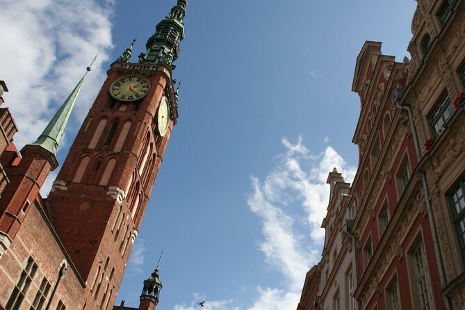 Gdansk Scavenger Hunt and Highlights Self Guided Audio Tour - How the World City Trail hunt feels on the street