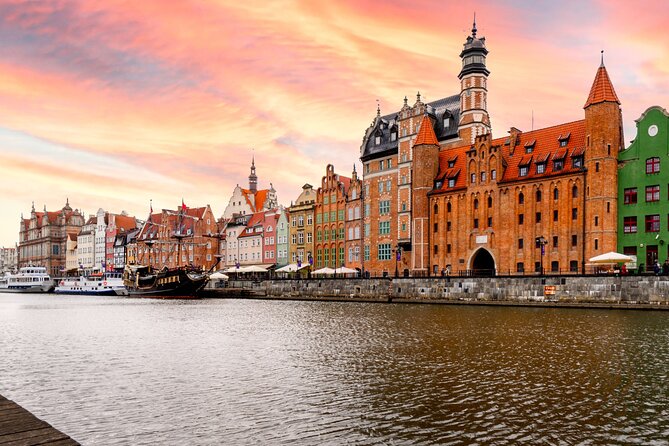 Gdansk Scavenger Hunt and Highlights Self Guided Audio Tour - Price and value: why $8.33 can feel like a deal