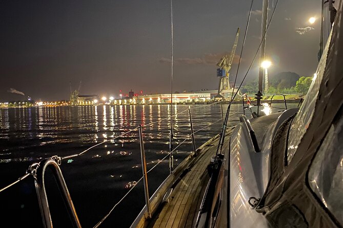 Gdansk Scenic Evening Yacht Cruise with Welcome Drink - Key things to know before you board