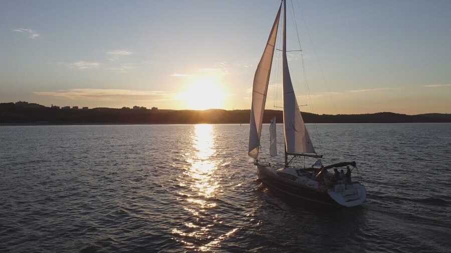 Gdańsk: Scenic Sunset Cruise with Welcome Drink - Price and value: is $43 worth it?
