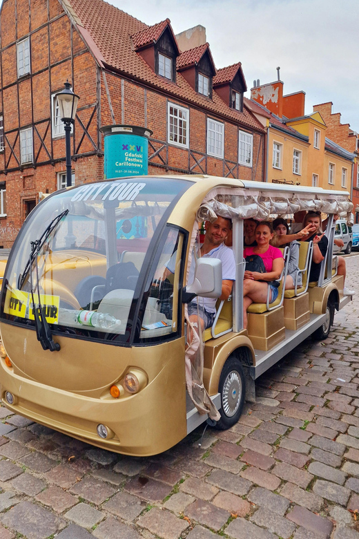 Gdansk: Shared or Private City Tour Sightseeing by Golf Cart - Photo stop moments and the St. George’s Court