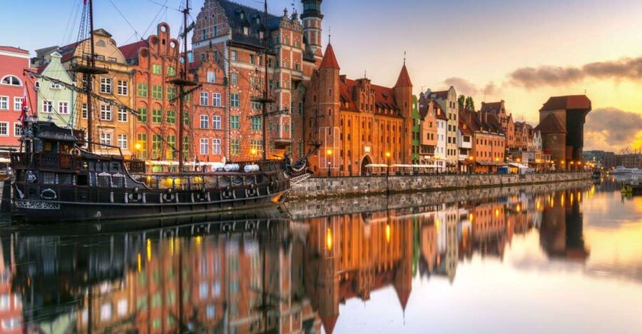 Gdansk: Small Group Walking Tour - Price and Value: Is $181 Worth It?
