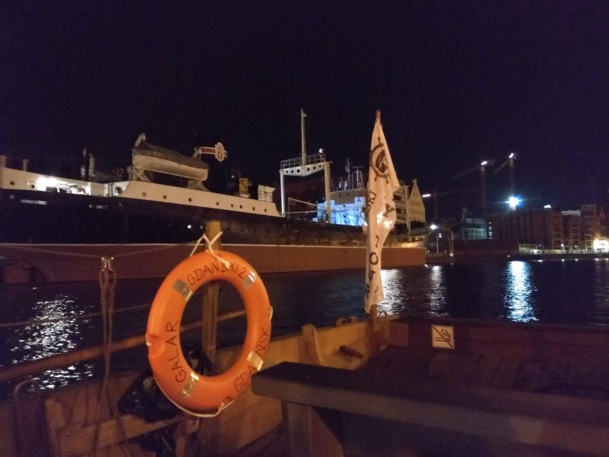 Gdańsk: Sunset Cruise on a Historic Polish Boat - Who should book this Gdańsk sunset cruise