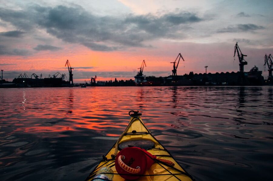 Gdansk: Sunset Kayak Tour - The Shipyard Segment: A Hands-On Intro to the City From Water