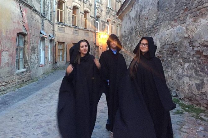 Ghost stories of Warsaw Private Night Tour - Where you start, where you end, and how to get there