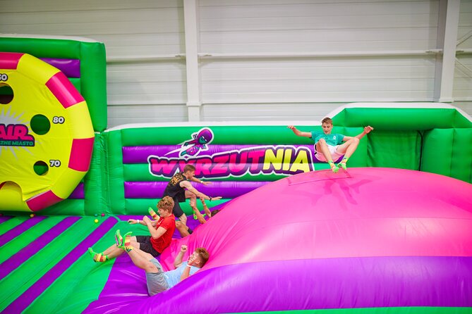 GOair! The Air City Park Kraków Sikorki - 1 hour ticket - Socks, rules, and who can bounce