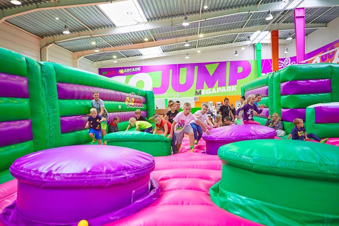 GOjump MEGAPARK Kraków-Sikorki 1h ticket: GOair Inflatable Park - Who this is best for, and who should think twice