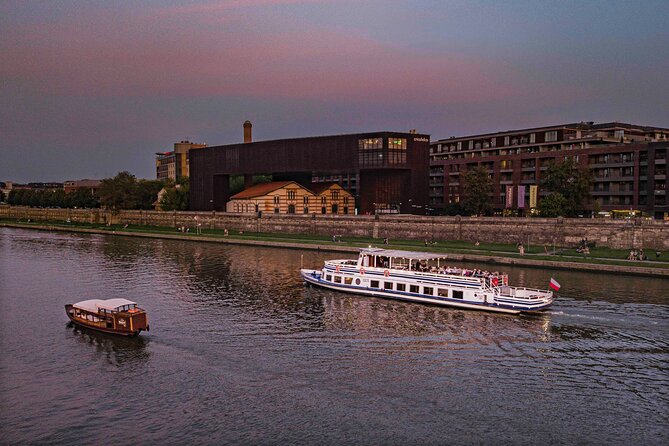 Gondola cruise The Vistula River Krakow private tour up to 12 person - Cricoteka and Church on the Rock (Kosciol na Skalce): Art and Iconic Views