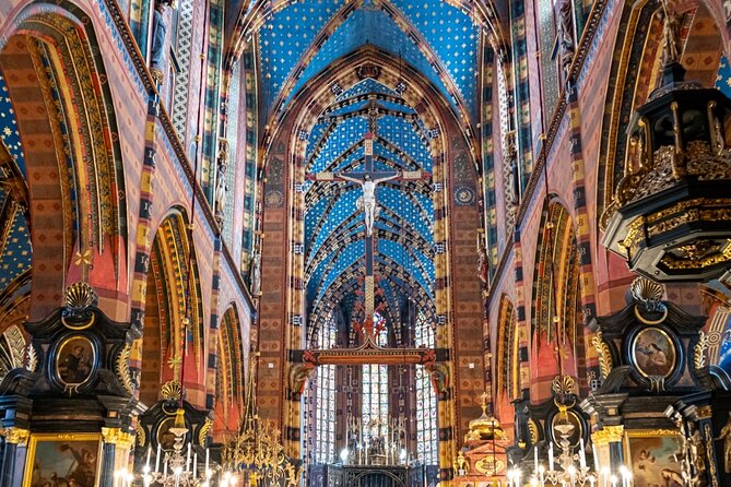 Guided tour of Wawel Castle, Cathedral and St. Mary's Basilica - Ulica Grodzka and Rynek Główny: a quick orientation that helps the rest of your day