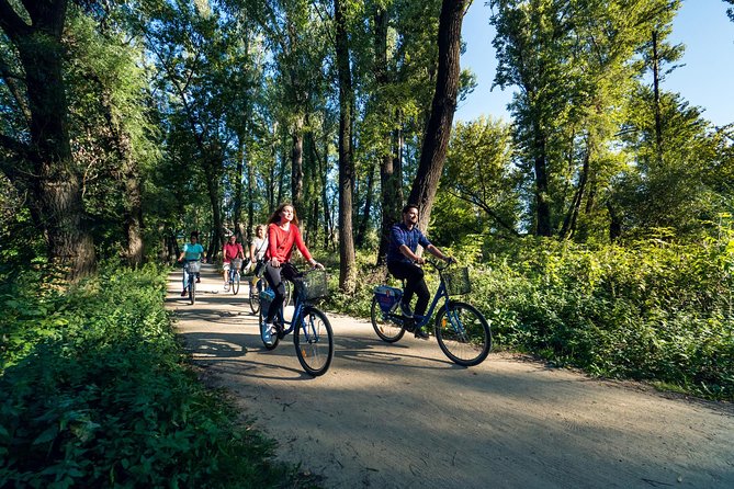Half-Day Warsaw City Sightseeing Bike Tour for Small Group - The Smart Value of a 3-Hour Warsaw Ride