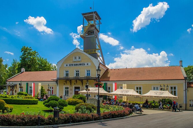 Half-Day Wieliczka Salt Mine Tour from Krakow - Stop 1, Wieliczka Salt Mine: What You’re Really Walking Through