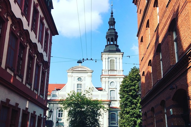 Highlights of Wroclaw Private Tour with one Entrance - How the 3-hour private route flows, from pickup to Cathedral Island