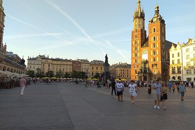 Historic Krakow : Old Town & Wawel Castle Walking tour - Practical tips so you enjoy every stop