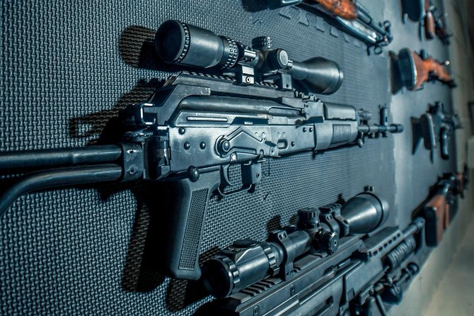 Indoor Shooting Range in Warszawa - Your 45-Minute Firearm Line-Up: What’s Included