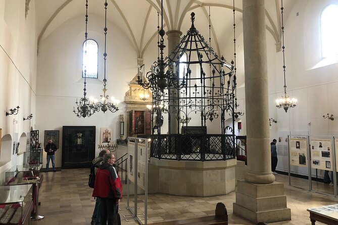 Jewish Krakow Private Tour. Personalities, Art and Food - Food and personalities: the human scale of history