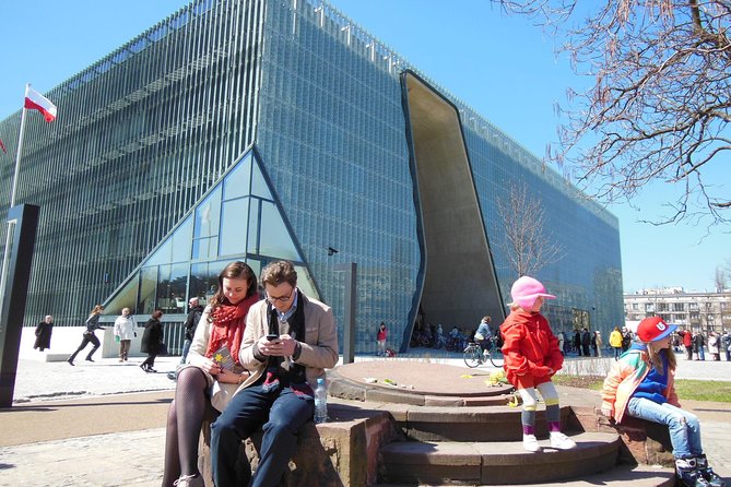 Jewish Warsaw - Nozyk Synagogue: a surviving place of worship you can still visit