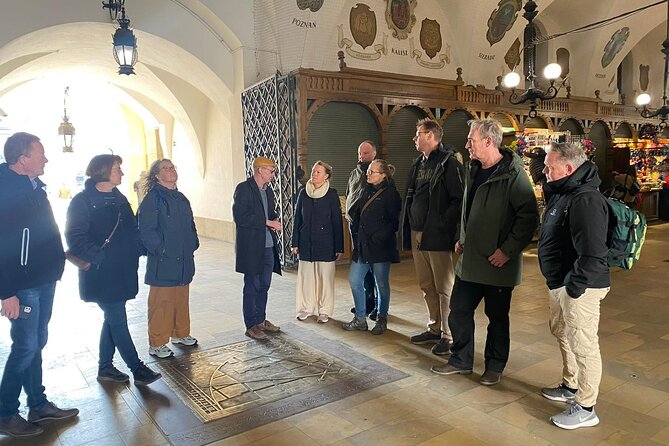 Krakow: 2 Hour Walking Tour in Jewish Quarter - Stop 4: Schindler’s List Passage and what the guide helps you connect