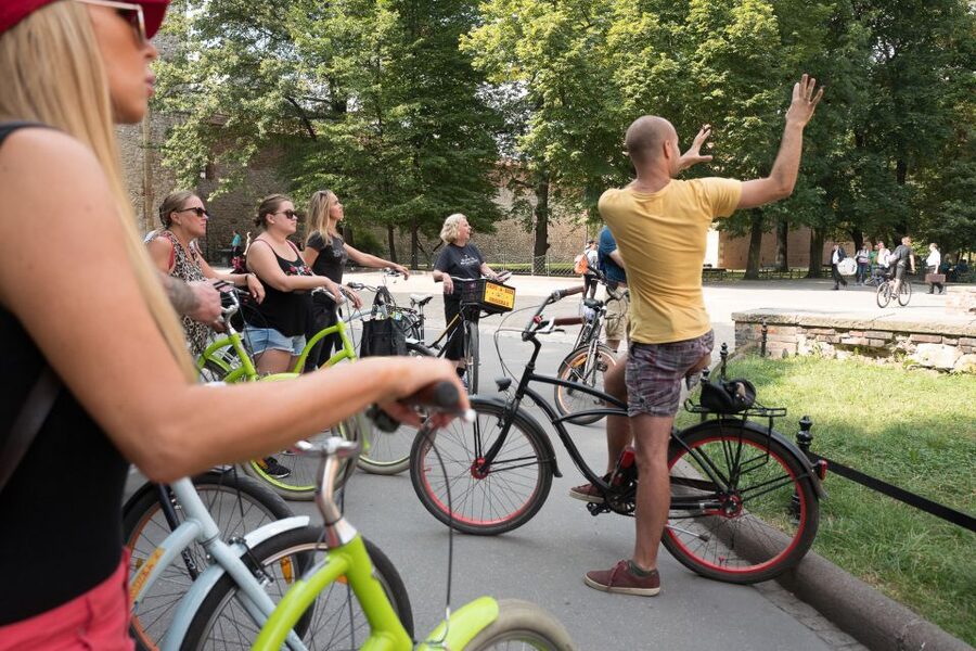 Krakow: 3-Hour Small Group Tour on E-Bike - Should you book this e-bike tour?