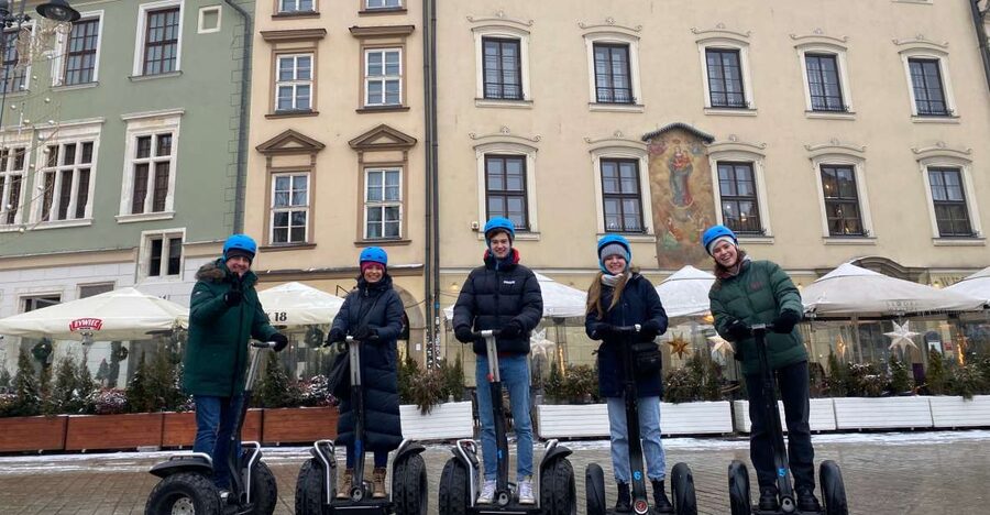 Krakow: 30min Segway Rental with Helmet and a photosession - The meeting point: where to show up and not stress