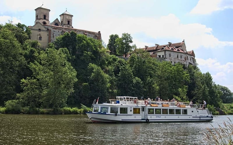 Krakow: 4,5-hours Sightseeing Cruise to Tyniec - Tyniec’s one-hour break: Benedictine Abbey time that actually feels usable