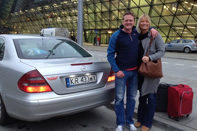 Krakow Airport-City Center and Back -private 2 ways transfer - Your Arrival Starts With a Real Meet-and-Greet