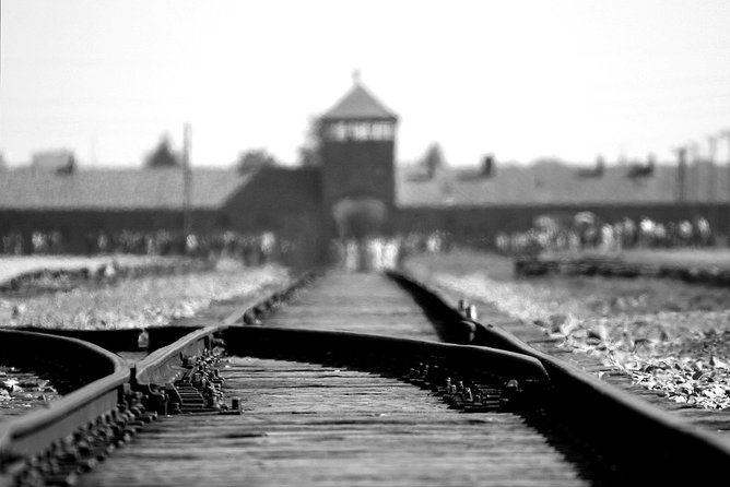 Krakow: Auschwitz-Birkenau Guided Tour with Hotel Transfer - Pickup in Stare Miasto and the ride to Oświęcim