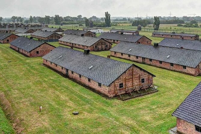 Krakow: Auschwitz-Birkenau Tour & Museum Expert Guide - Price and Value: What $30 Really Buys You