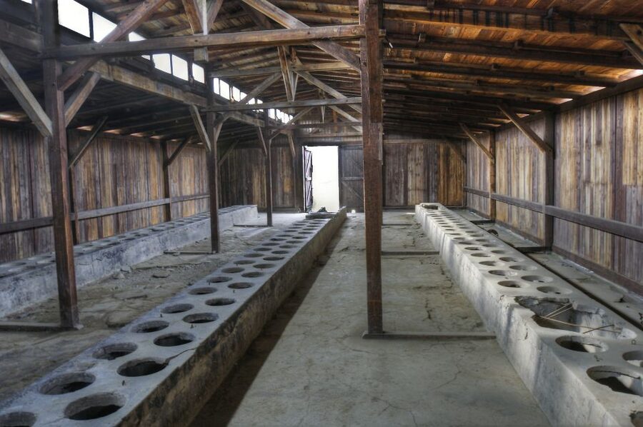 Krakow: Auschwitz Guided Tour with Pickup and Optional Lunch - The 15-minute reset, then off to Birkenau