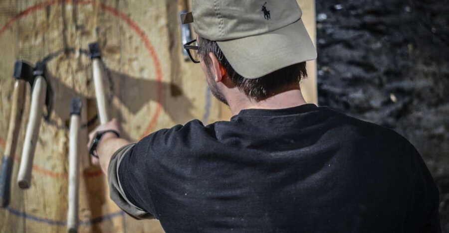 Kraków: Axe-Throwing in Axe Nation, the First Club in Europe - How the session flows in your 90-minute private lane time