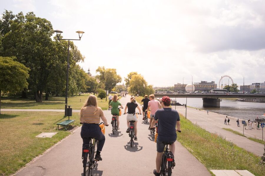 Krakow: Bike Tour of Old Town, Jewish Quarter and the Ghetto - Who should book, and what to consider before you ride
