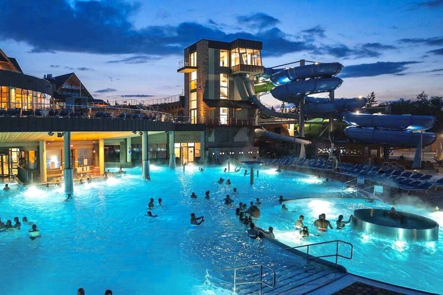 Krakow: Chocholowskie Baths with Ticket and Transportation - Zakopane sightings, plus what that adds to the day
