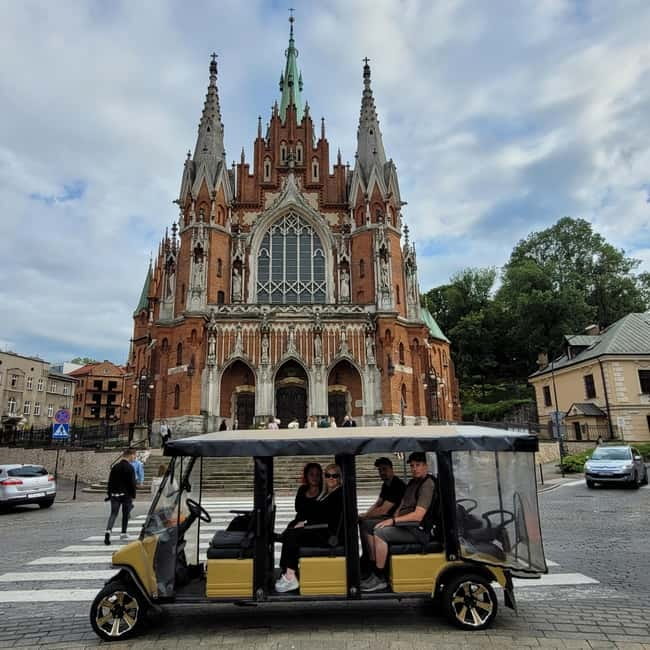 Krakow: City Sightseeing Tour by Electric Buggy Golf Cart - Group size, driver help, and photo stops that keep it from feeling rushed