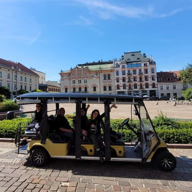 Krakow: City Sightseeing Tour by Electric Buggy Golf Cart - Setting off from the pick-up point and choosing your audio language