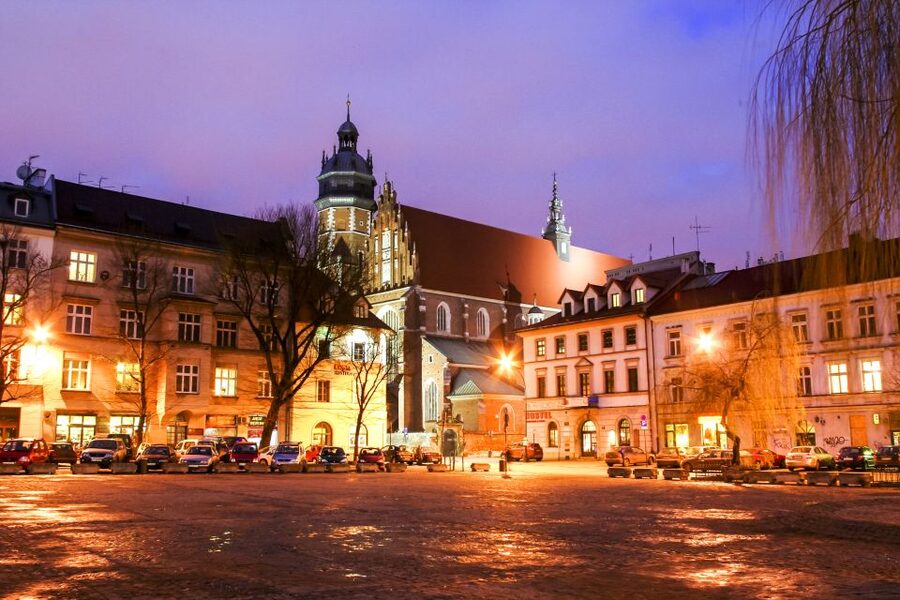 Krakow: City Sightseeing Tour by Electric Golf Cart - Ghetto walls and Ghetto Heroes Square, then Schindler’s Factory outside