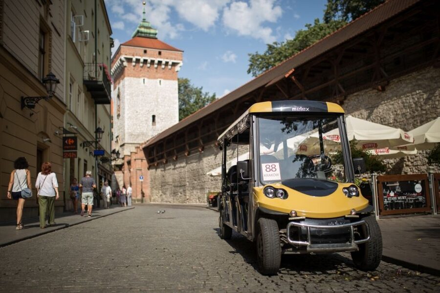 Krakow: City Tour of 3 Districts by Electric Car - Old Town, Main Square, and the Churches You Can’t Skip