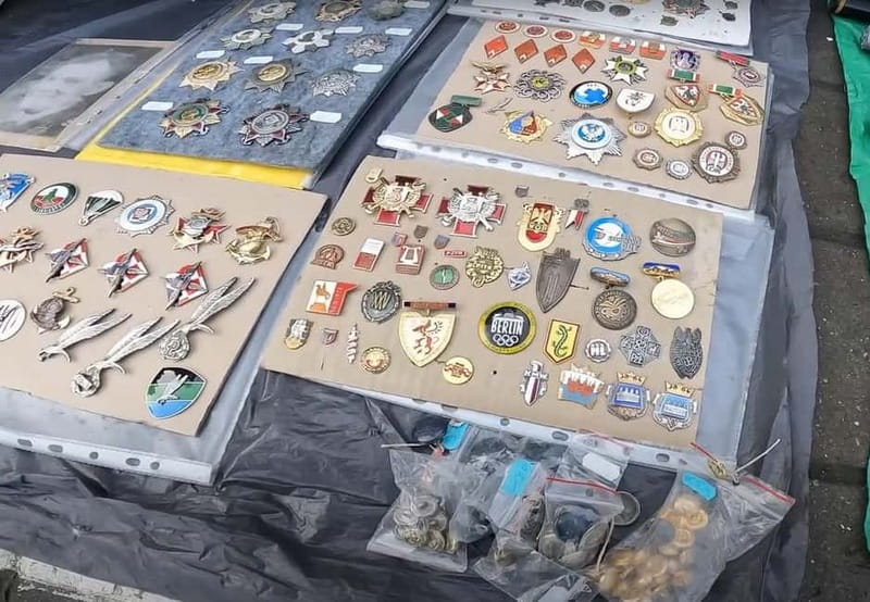 ☆★☆️Kraków☆★☆ Communist▫Flea▫Market▫Tour+Collectors⚡Boost️⚡ - Krakow Flea Finds With Daniel Grabalski and Live Translation