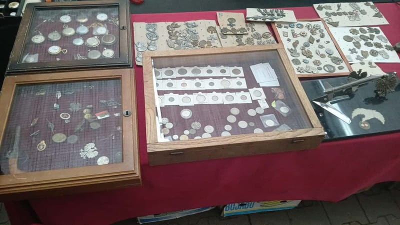 ☆★☆️Kraków☆★☆ Communist▫Flea▫Market▫Tour+Collectors⚡Boost️⚡ - The Hala Targowa Market Sunday Bazaar: Books, Clothing, and Everyday Treasures