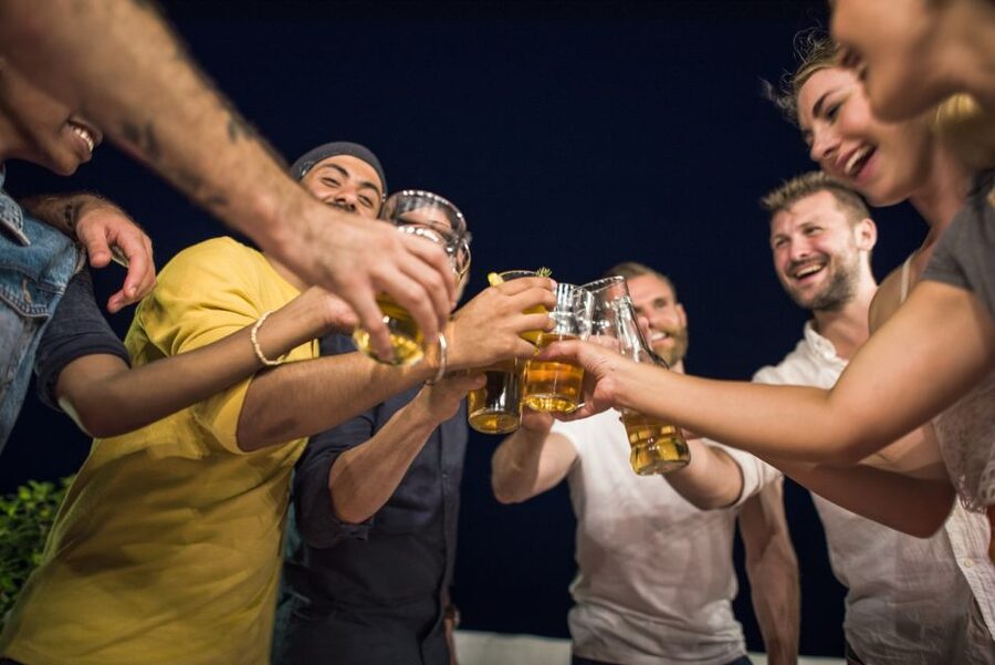 Krakow: Craft Beer Tasting City Walking Tour - Salty snacks: helpful, but don’t count on them