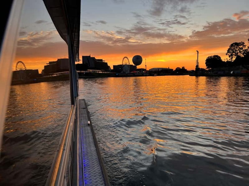 Krakow: Day or Night Vistula River Cruise with Audio Guide - Key things I’d plan around