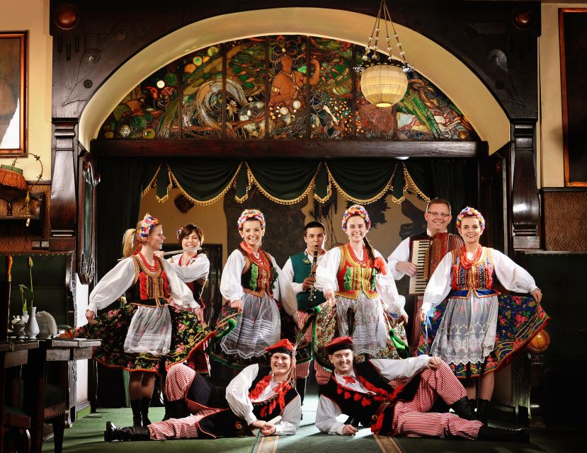 Krakow: Folk Show & 3-Course Dinner at Jama Michalika Café - Traditional Polish meal, what comes out and what it tends to taste like