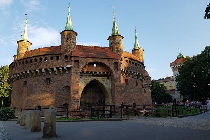 Krakow Grand City Tour by golf cart - All 3 districts - Kazimierz and the Jewish Quarter: synagogues, Szeroka Street, and Helena Rubinstein