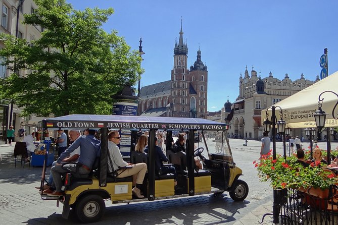 Krakow Grand City Tour by golf cart - All 3 districts - Getting to plac Jana Matejki 3 without losing your meeting time