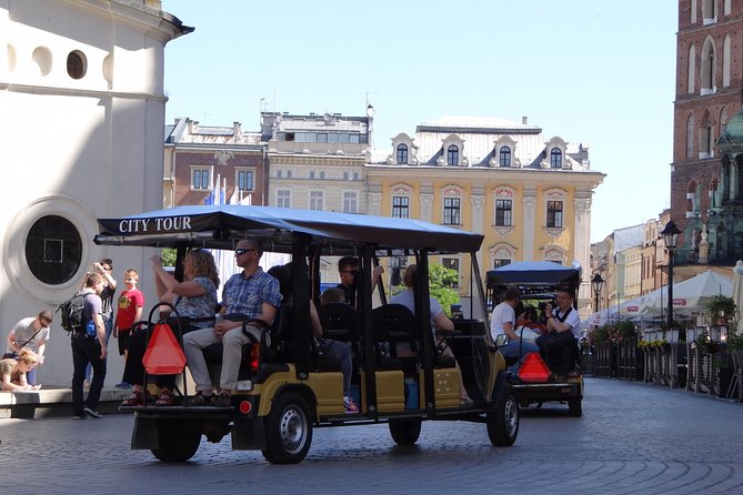 Krakow Grand City Tour by golf cart (private) - Getting your bearings: Rynek Glowny and the Old Town landmarks