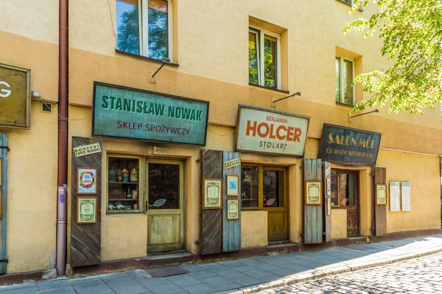 Krakow: Guided Kazimierz Jewish Quarter Walking Tour - What to Bring, So the Walk Feels Easy