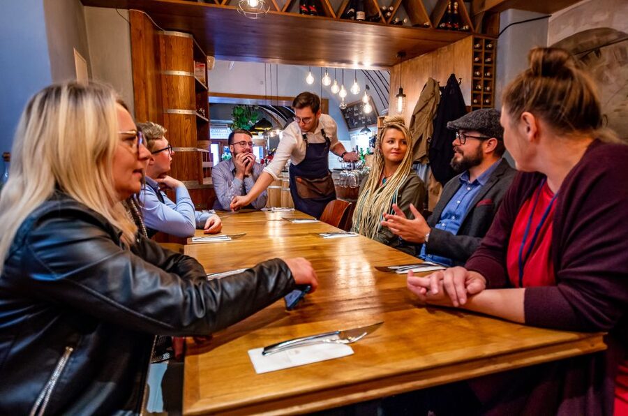 Krakow: Guided Wine Bar Tour with Tastings and Snacks - Tomasz Steinmetz and the way he teaches Polish wine