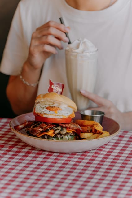Krakow: Hard Rock Cafe Breakfast - Your Breakfast Choices, From Eggs to Pancakes to Bagels
